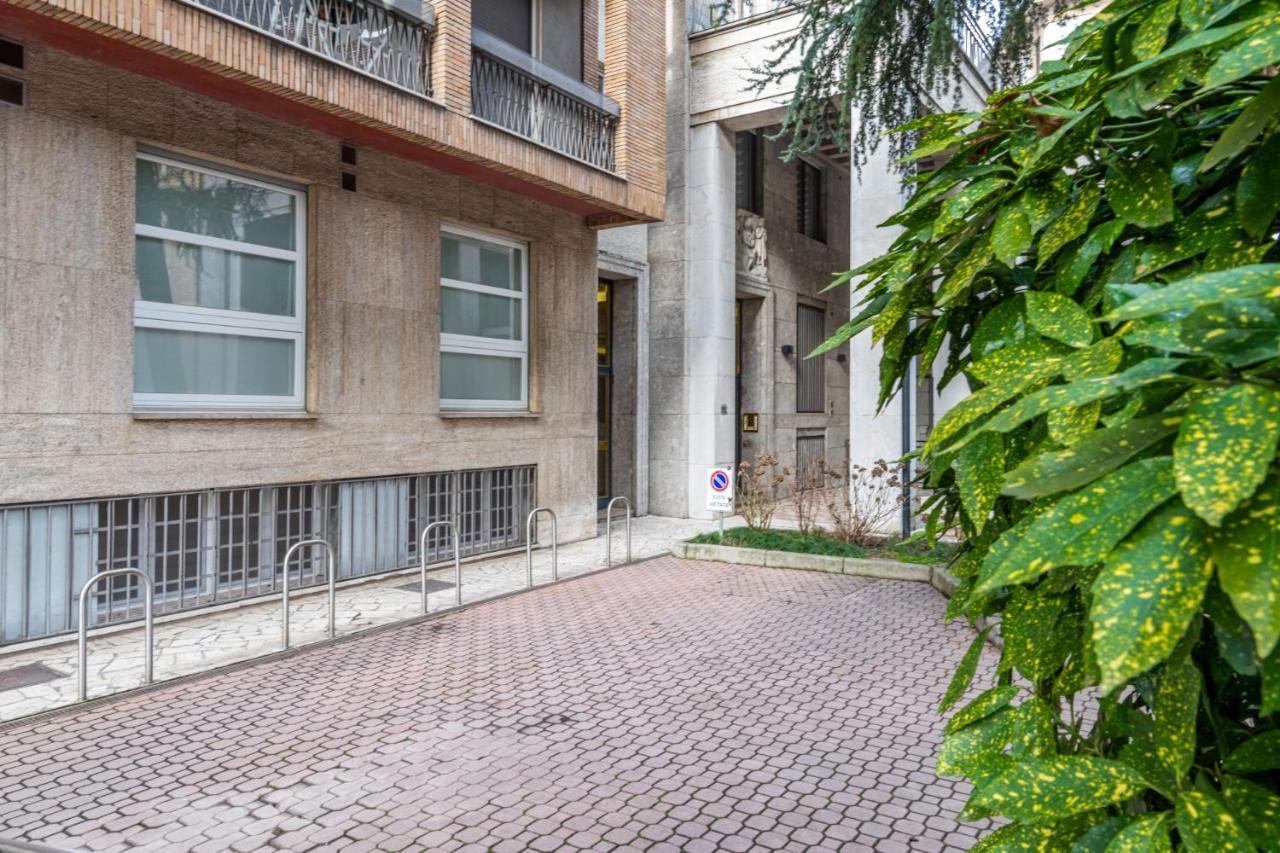 Ferienwohnung Easylife - Accogliente Monolocale In Corso Magenta Mailand Exterior foto